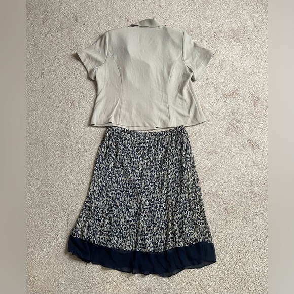 Studio I Stylish Cream Jacket and Navy Skirt Ensemble - Picture 2 of 2